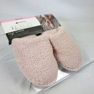 Luxury‎ Premier Collection Cozy Slippers size small (5-6)